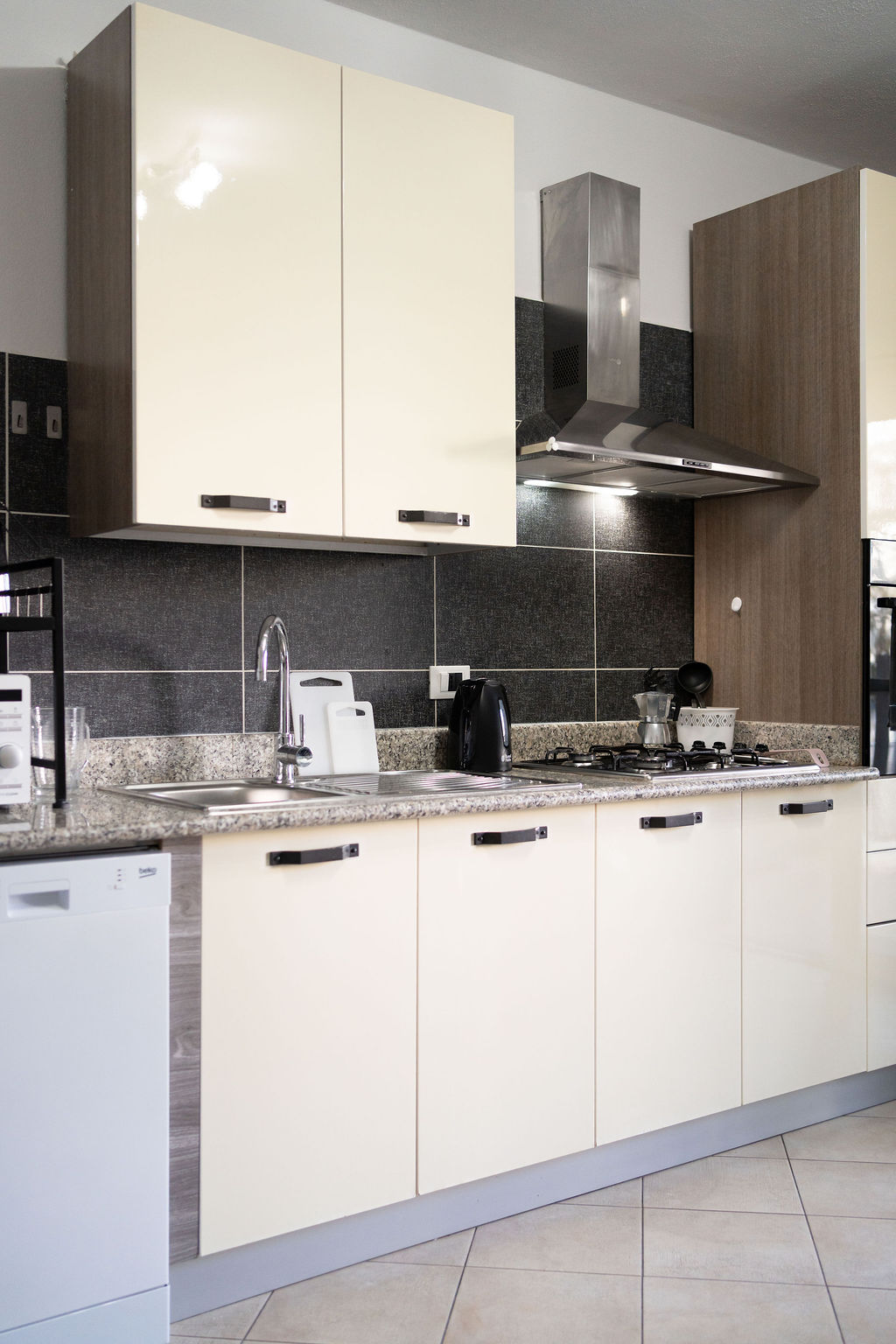 Casa Lavanda, piscina e relax nel cuore di Orosei - Thumbnail 5