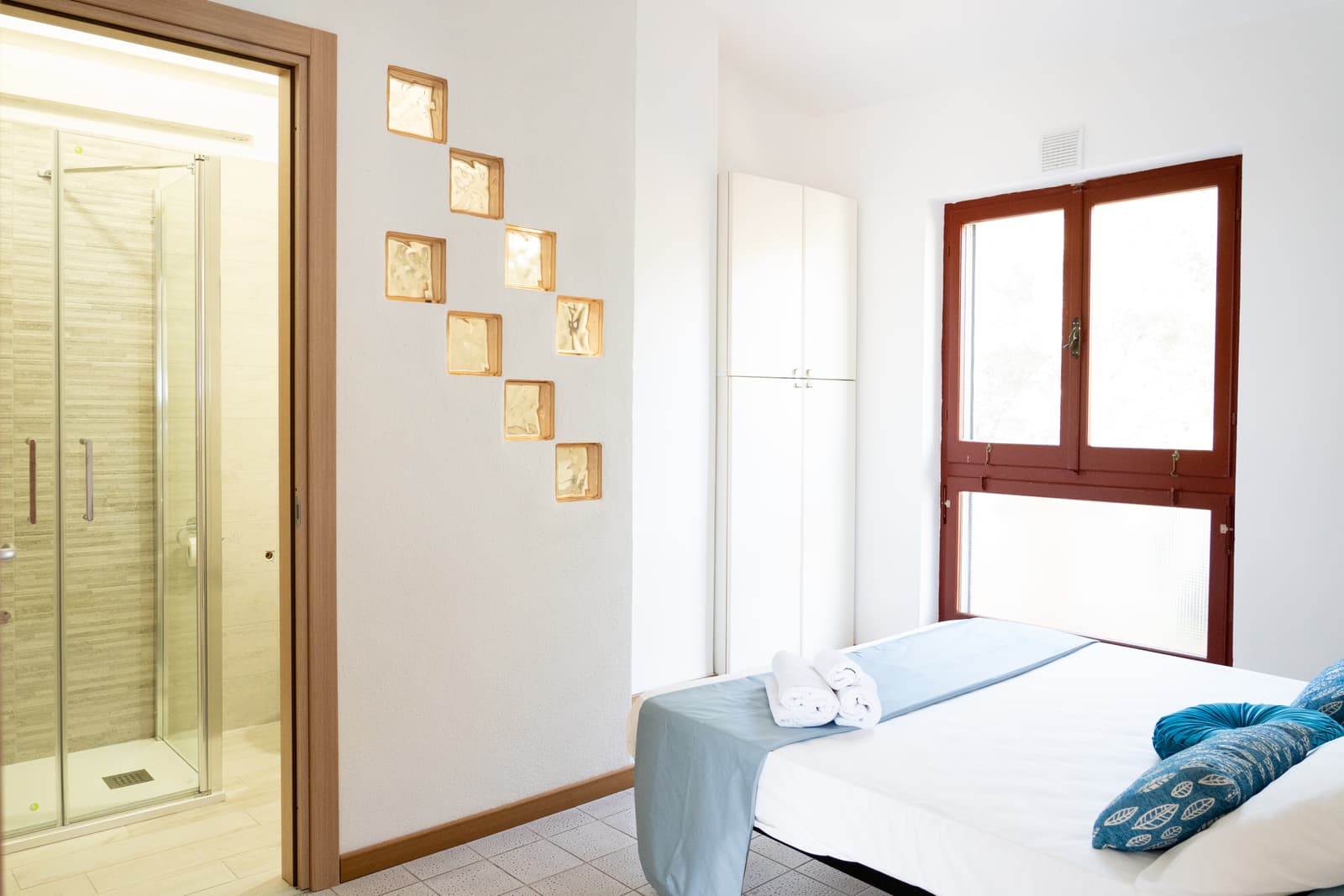 Villa Fresia, appartamento est con terrazza  - Thumbnail 3